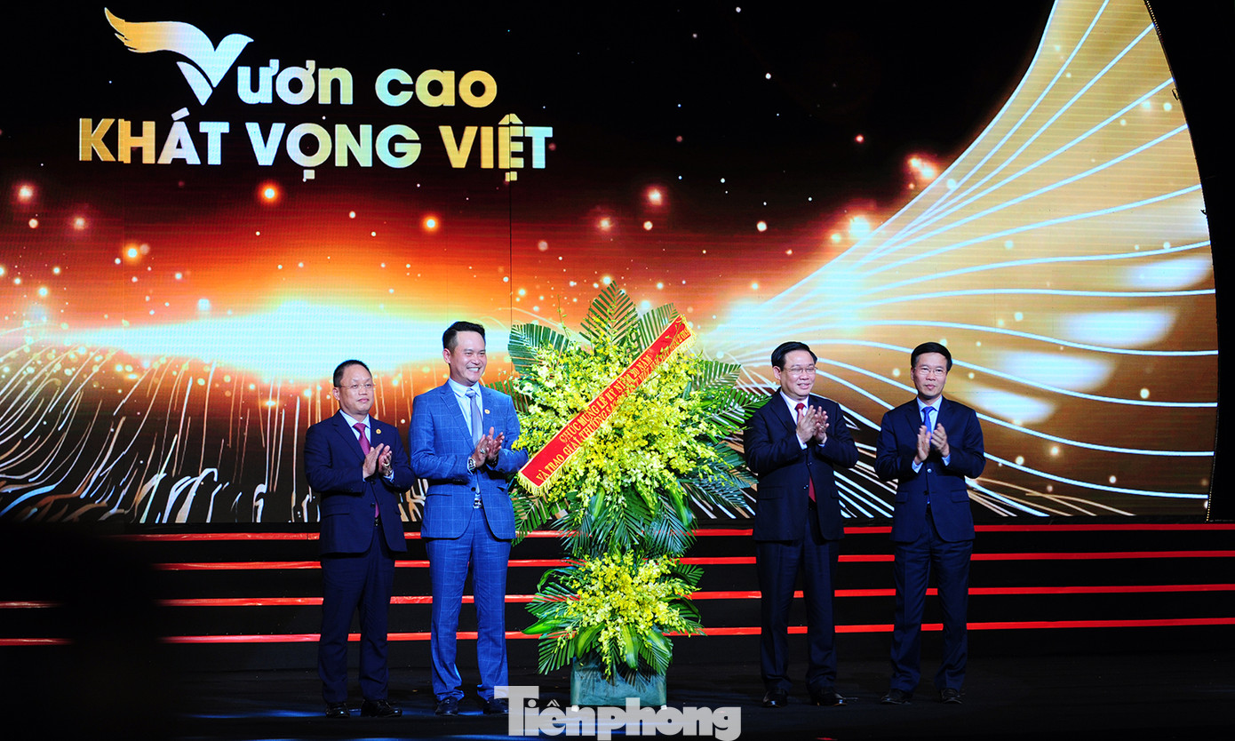 Bất ngờ xuất hiện doanh nhân trẻ Sao Đỏ thứ 11 ảnh 5