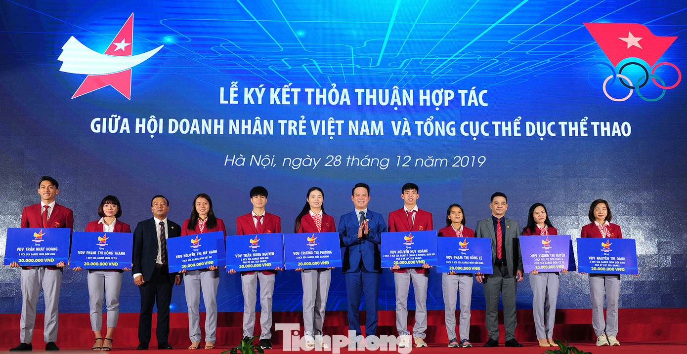 Hội Doanh nhân trẻ Việt Nam hỗ trợ vốn khởi nghiệp cho vận động viên ảnh 2