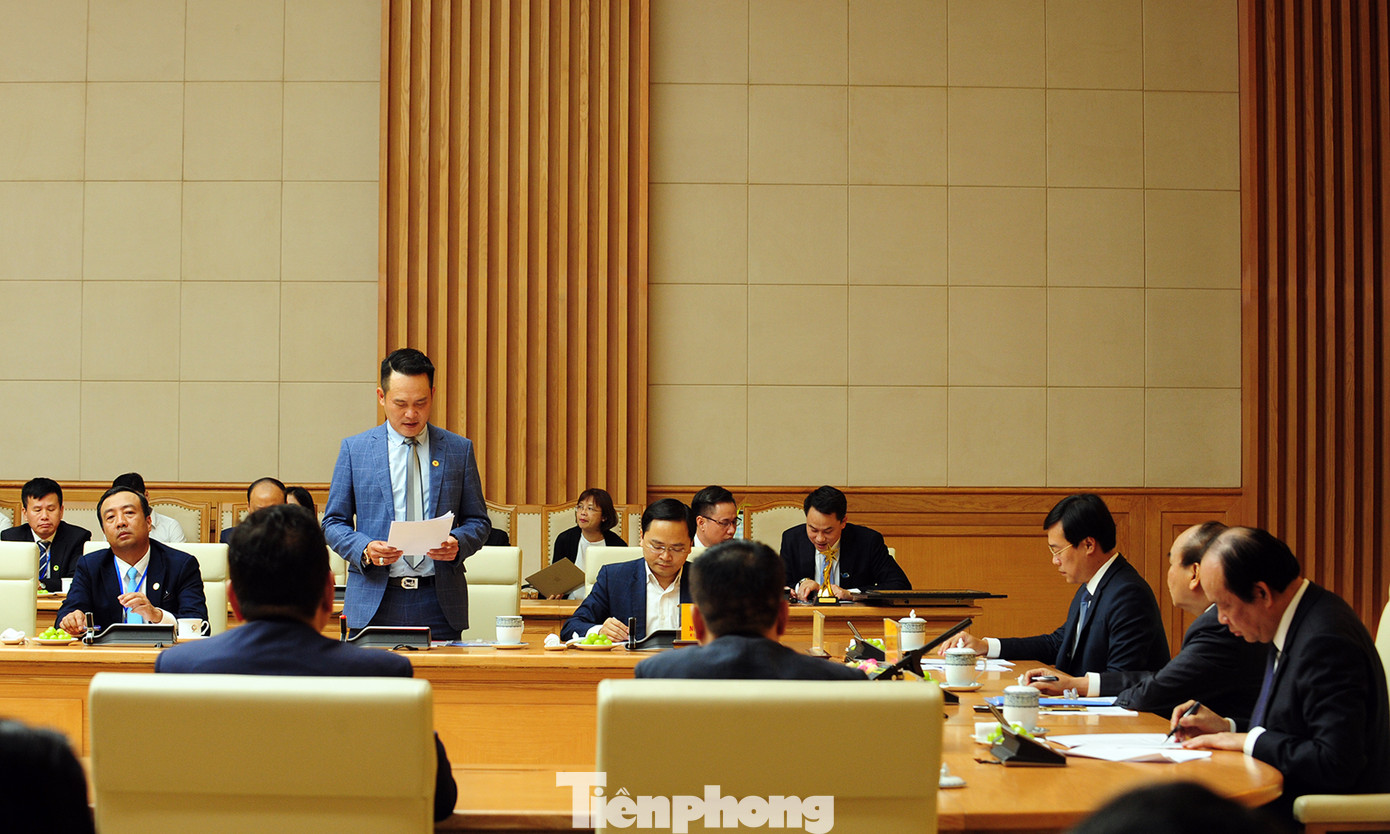 Thủ tướng Nguyễn Xuân Phúc gặp mặt doanh nhân trẻ Việt Nam ảnh 3