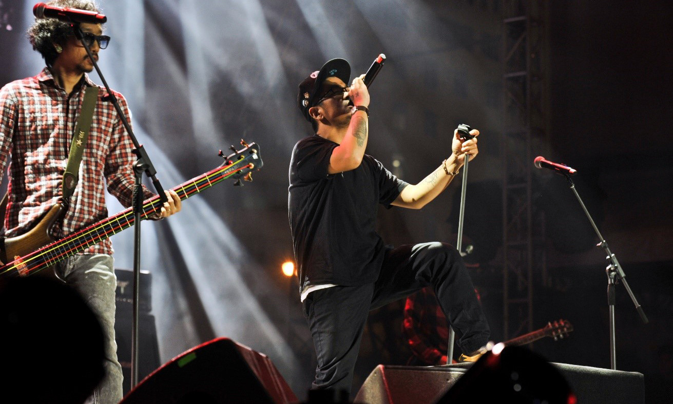 Bức Tường, Microwave hội ngộ trong rockshow cực nhiệt ảnh 4