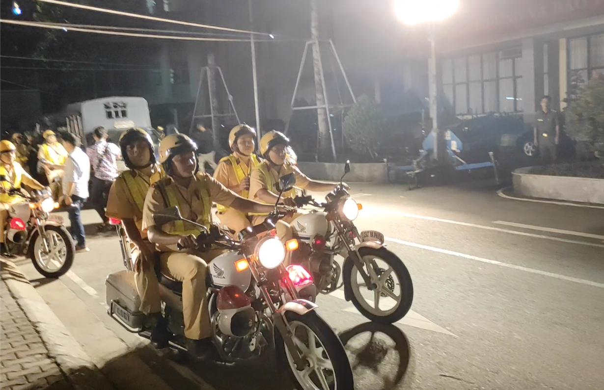 Công an TPHCM ra quân trấn áp tội phạm ảnh 4