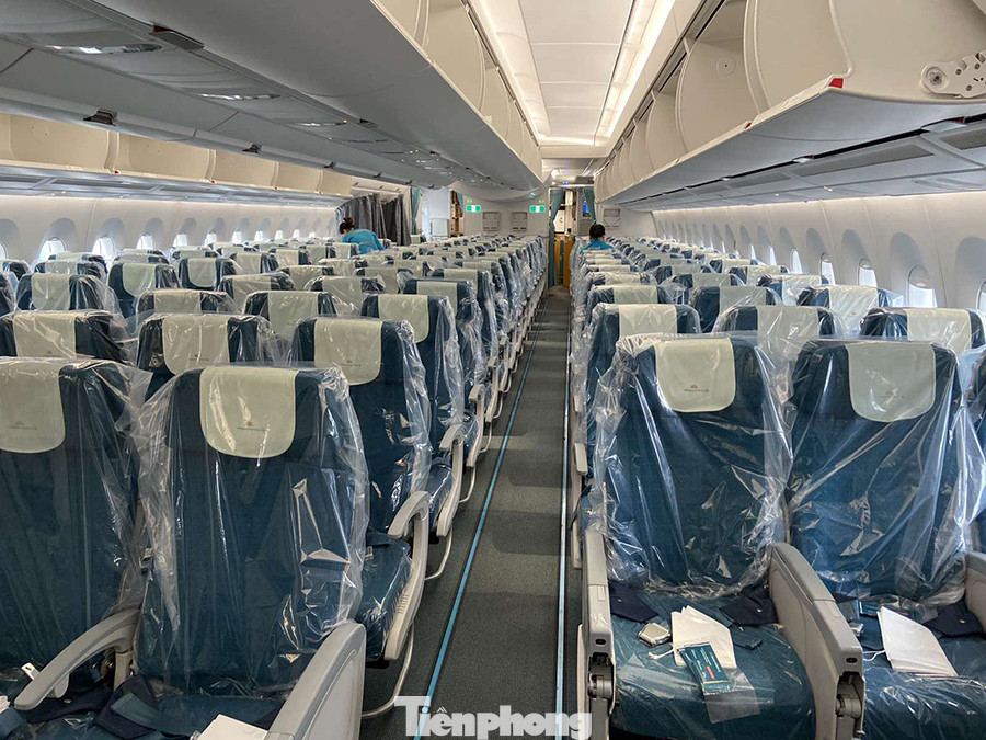 Bên trong chuyến bay đặc biệt đón lao động tại Guinea Xích đạo về nước ảnh 2