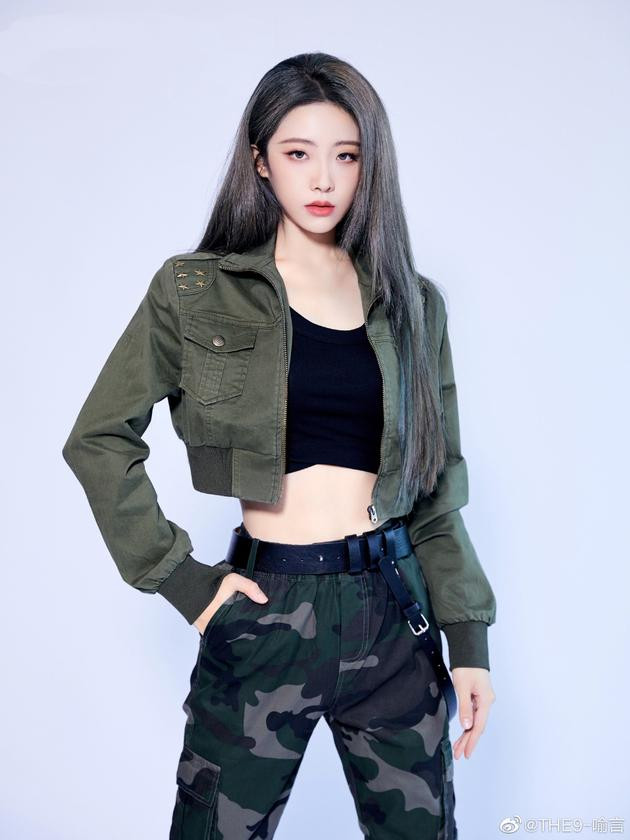 Nữ thần tượng Trung Quốc bị nhân viên an ninh sàm sỡ vòng một 'dậy sóng' mạng xã hội ảnh 4