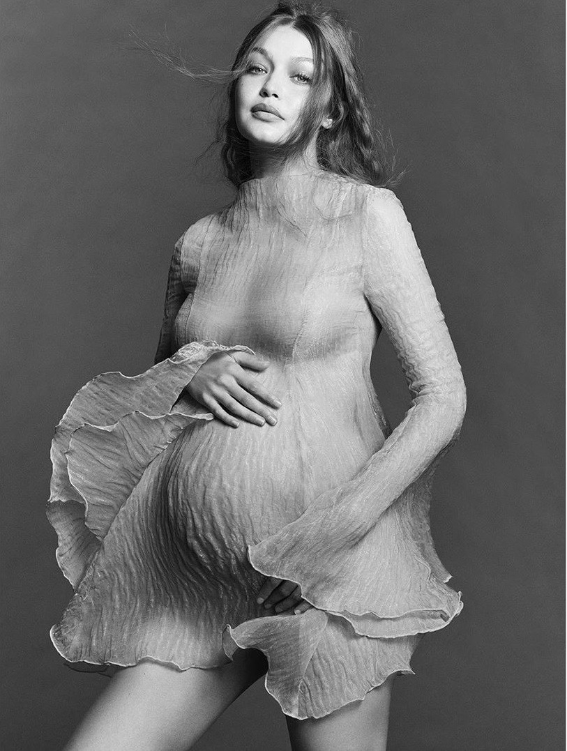 Bà bầu Gigi Hadid tung bộ ảnh xuyên thấu gợi cảm hút triệu lượt ‘thả tim’ ảnh 3