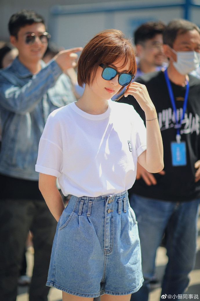 Ngoại hình như học sinh cấp ba của ‘nữ hoàng rating’ Tôn Lệ ở tuổi 38 ảnh 3