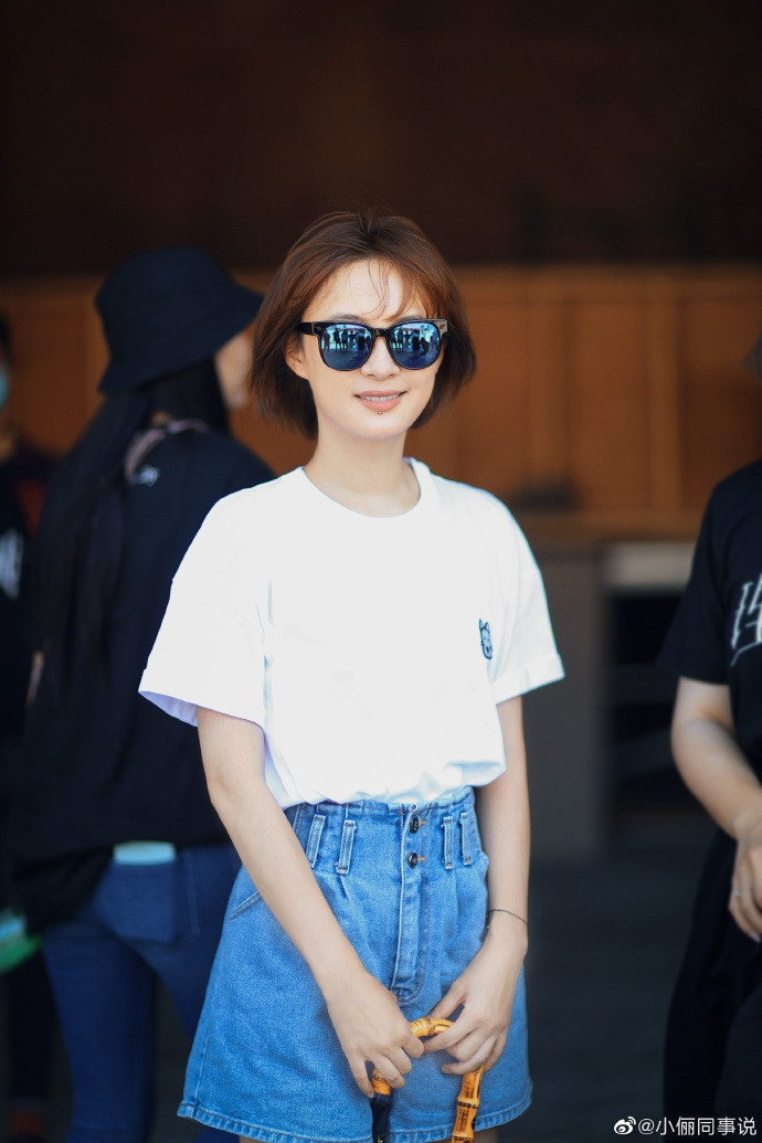 Ngoại hình như học sinh cấp ba của ‘nữ hoàng rating’ Tôn Lệ ở tuổi 38 ảnh 6