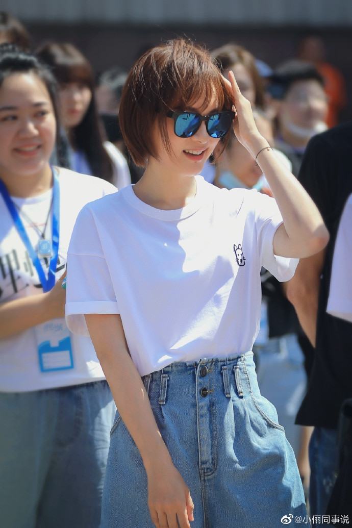 Ngoại hình như học sinh cấp ba của ‘nữ hoàng rating’ Tôn Lệ ở tuổi 38 ảnh 9