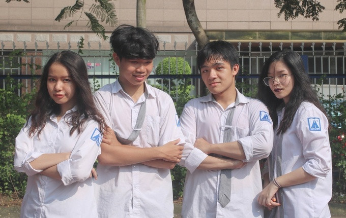 Chị em sinh đôi là học sinh giỏi quốc gia, cùng giành học bổng Mỹ ảnh 1