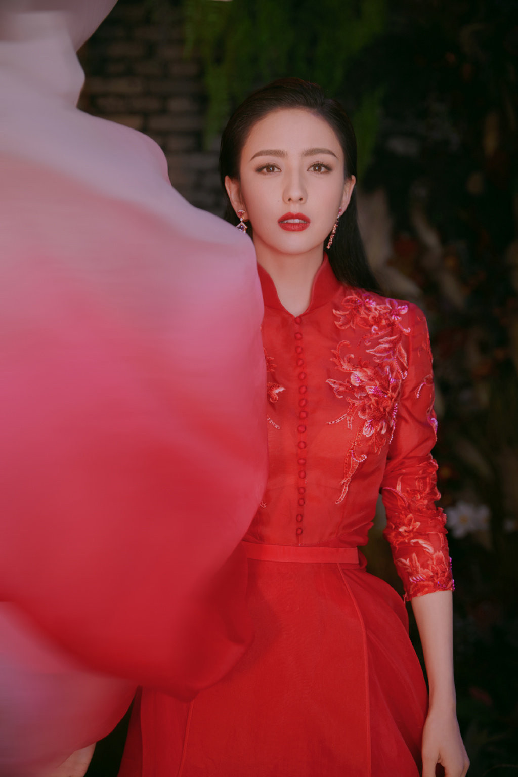 Mê mẩn màn múa đẹp say lòng của người đẹp Tân Cương Đồng Lệ Á ảnh 17