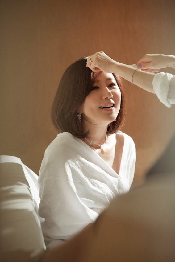 Bà cả 'Thế giới hôn nhân' Kim Hee Ae mặn mà gợi cảm ở tuổi 54 ảnh 22