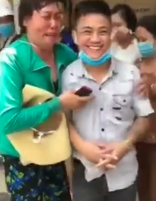 Chàng trai nhận 'mưa lời khen' vì trả lại tiền nhặt được ở bệnh viện Chợ Rẫy ảnh 2