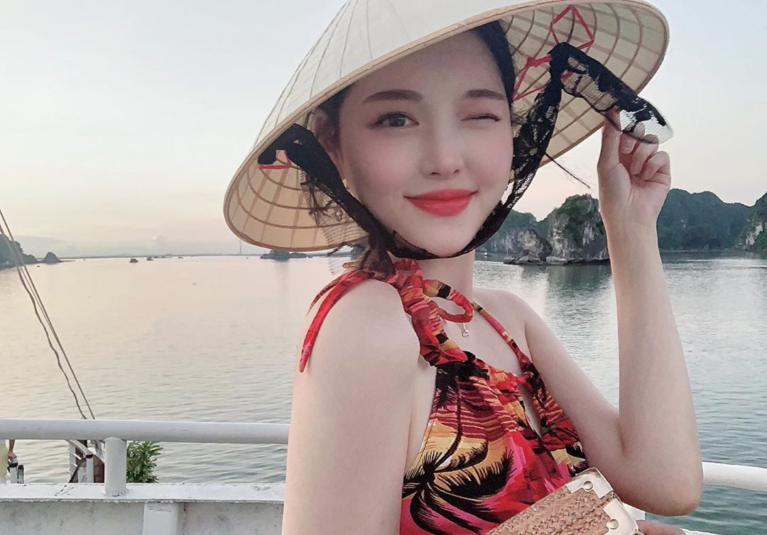 Được gọi là 'thực thần', cô gái ham ăn xứ Hàn vẫn rất xinh đẹp và thon thả ảnh 3