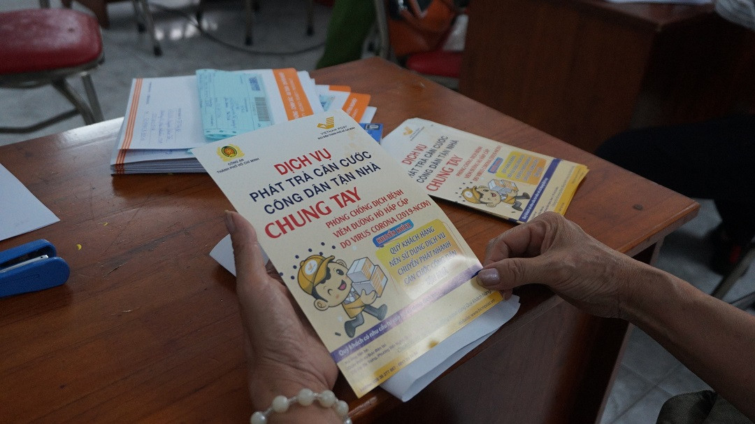 Công an TPHCM cấp gần 100.000 căn cước gắn chip mỗi ngày ảnh 8