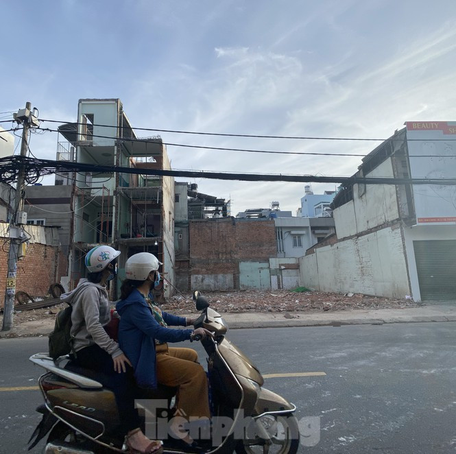 TPHCM nói về đề xuất thu hồi, đấu giá đất hai bên đường ảnh 2