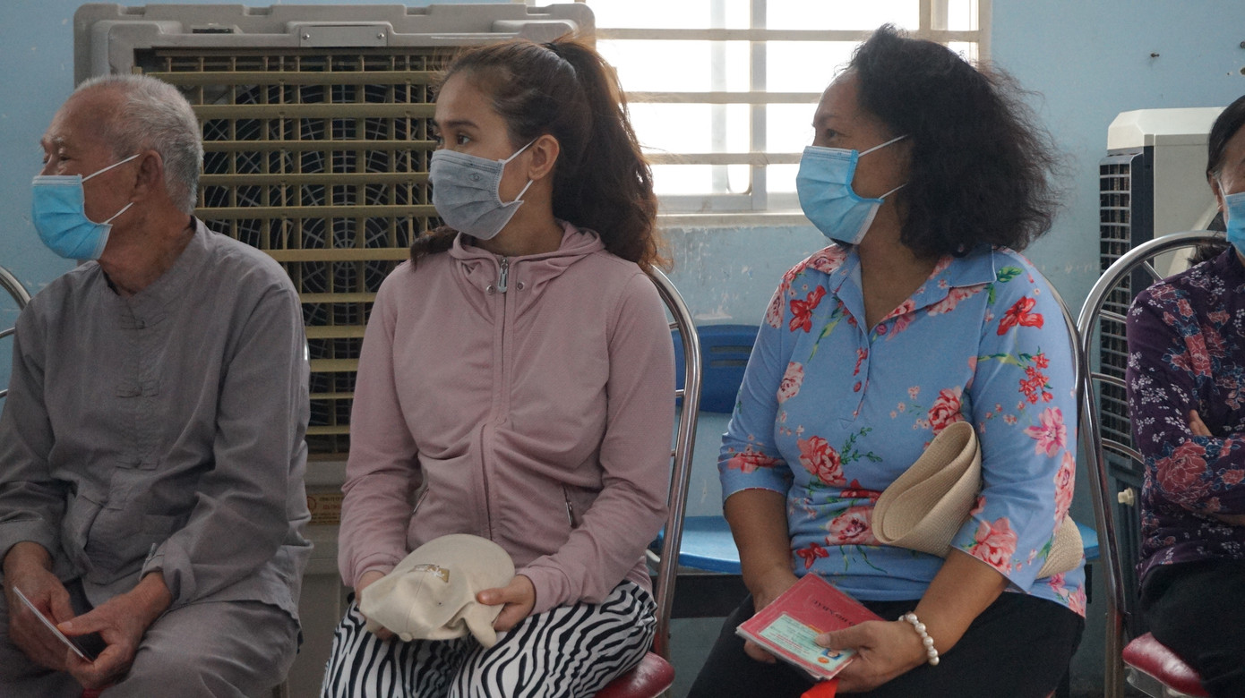 Công an TPHCM cấp gần 100.000 căn cước gắn chip mỗi ngày ảnh 7