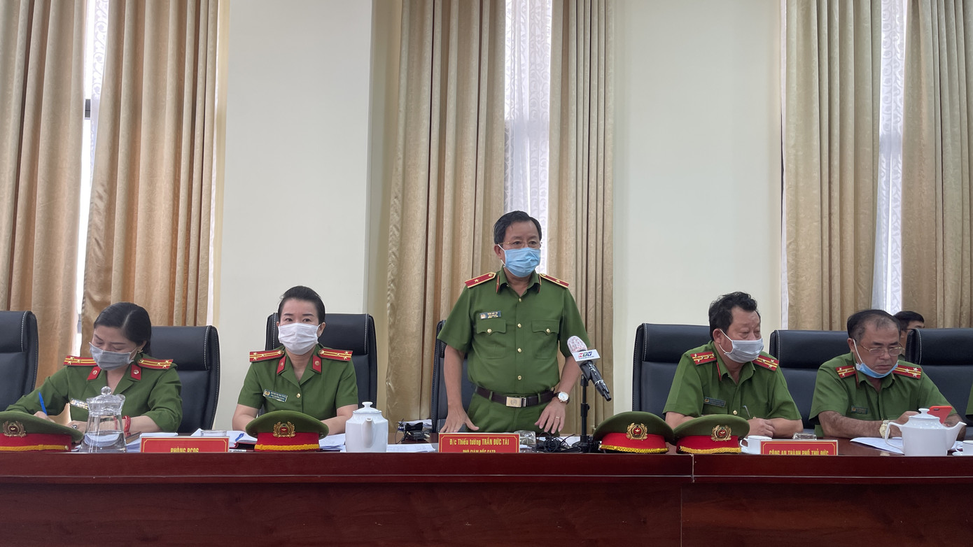 Dân lo căn cước công dân gắn chíp có định vị theo dõi, Công an TPHCM nói gì? ảnh 1