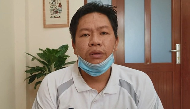 Khởi tố 2 vợ chồng thuê người tạt mắm tôm, đòi nợ ở TP HCM ảnh 1