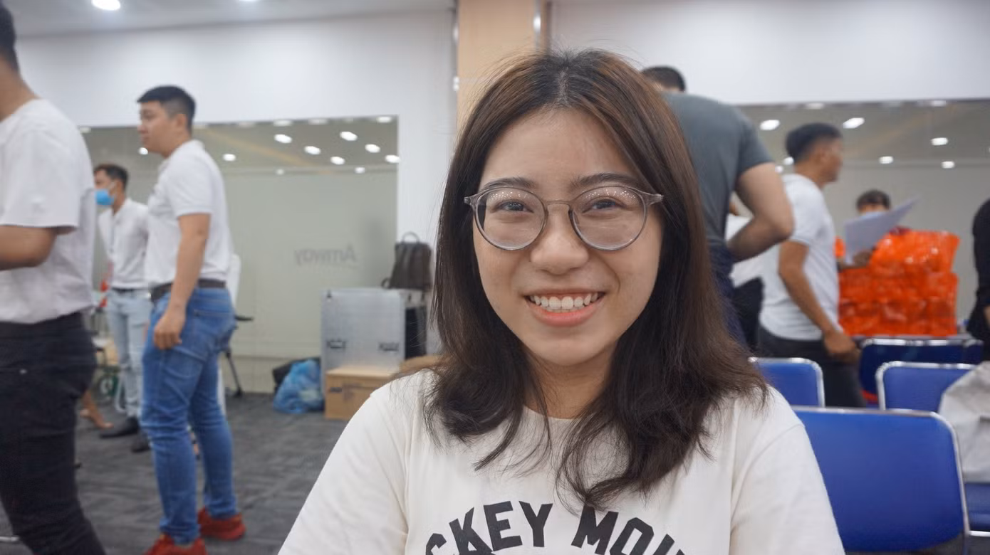 Bạn trẻ hào hứng tham gia hiến máu Chủ nhật Đỏ ảnh 4