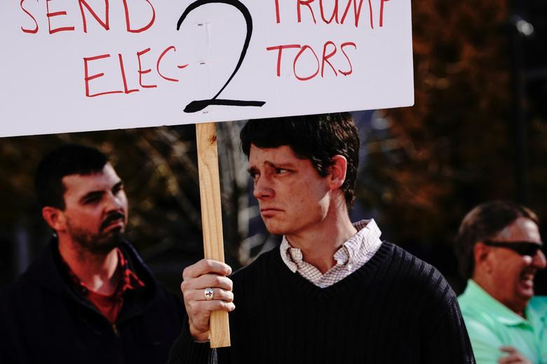 Ông Trump làm gì khi hay tin đối thủ Biden đắc cử Tổng thống Mỹ? ảnh 3