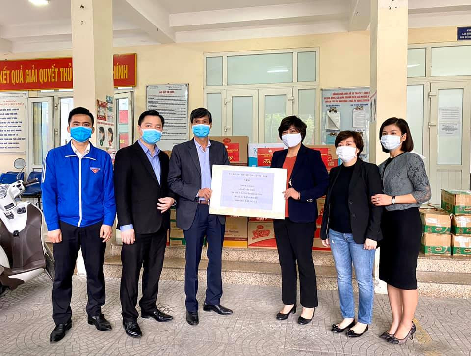 Tuổi trẻ Thủ đô tiếp sức y, bác sĩ bệnh viện Bạch Mai ảnh 1