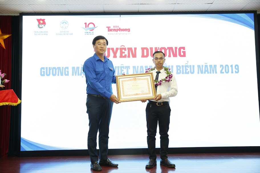 Bot Bán Hàng của Gương mặt trẻ VN tiêu biểu nhận gói đầu tư 500.000 USD ảnh 1