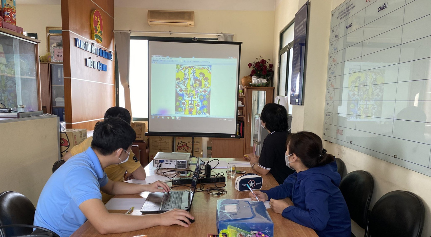 Ấn tượng hàng ngàn tranh vẽ, bài viết của thiếu nhi về phòng chống COVID -19 ảnh 1