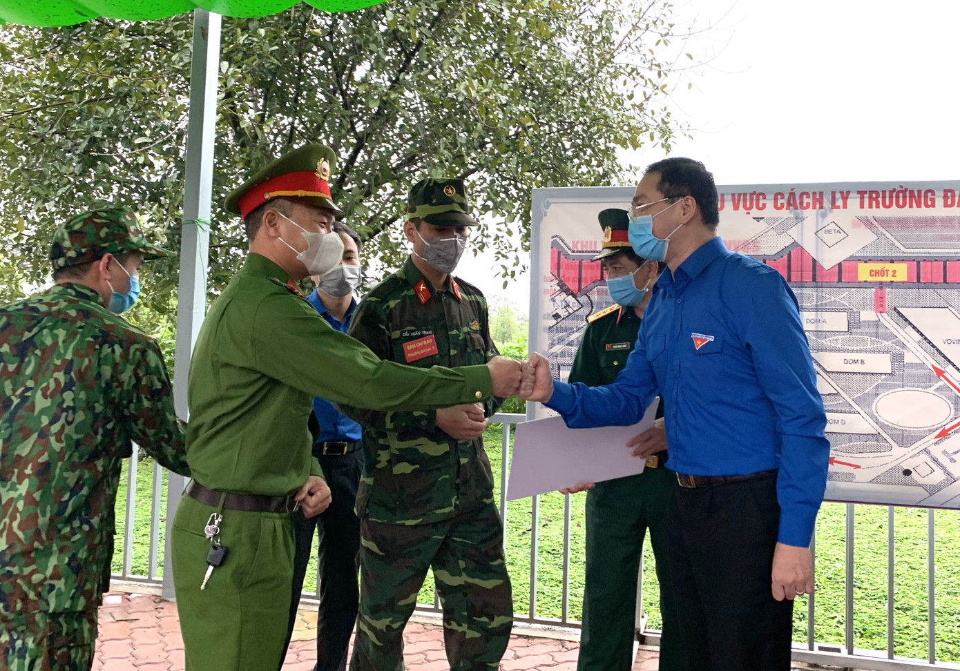 Kon Tum: Đấu giá hoa lan gây quỹ ủng hộ chống dịch COVID-19 ảnh 6