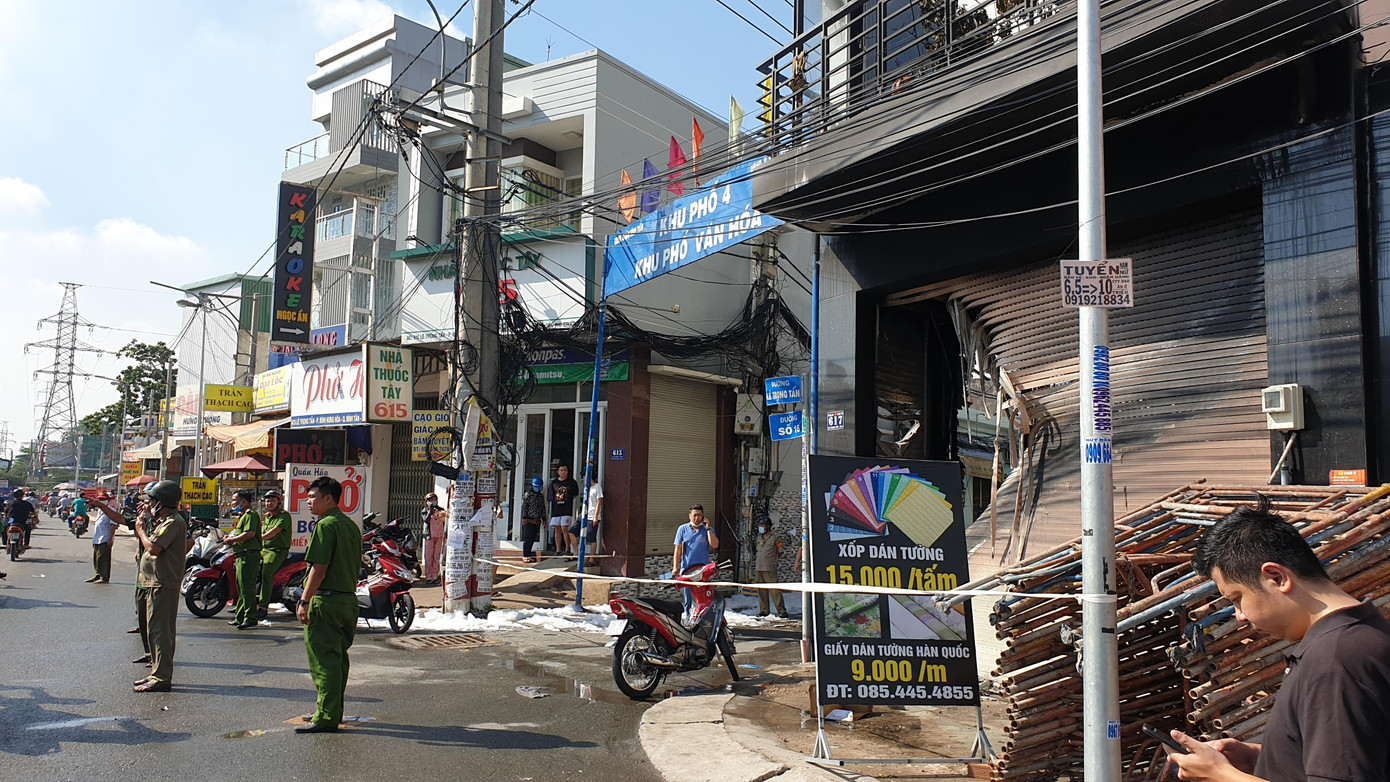 Một nạn nhân trong vụ cháy nhà ở Sài Gòn tử vong ảnh 3