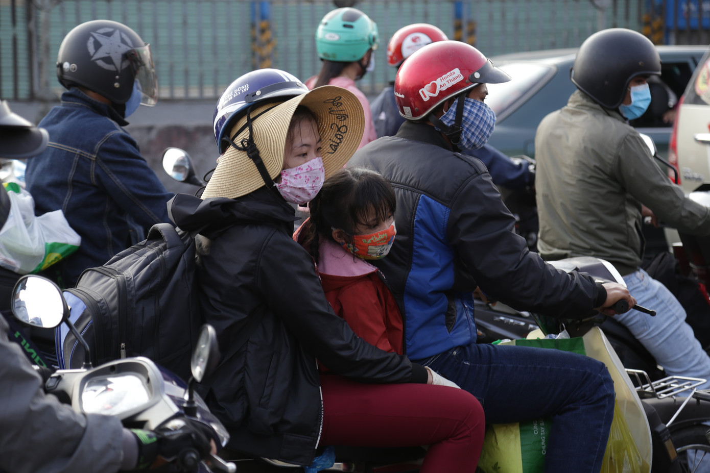 Người miền Tây ùn ùn trở lại sau kỳ nghỉ lễ, cửa ngõ Sài Gòn kẹt cứng ảnh 7