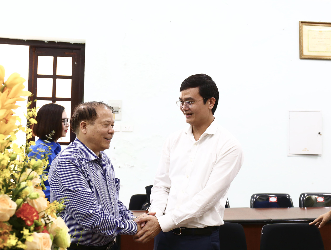 T.Ư Đoàn thăm, chúc mừng GS.TS Trần Văn Phòng ảnh 1