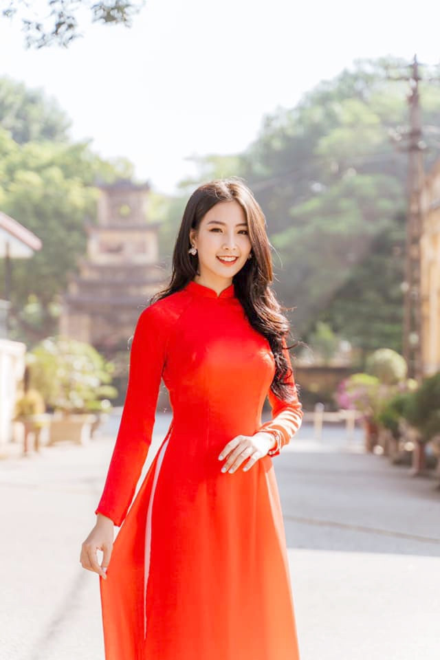 Vẻ đẹp trong veo của Hoa khôi Nữ sinh viên Thủ đô Trần Nam Phương ảnh 3