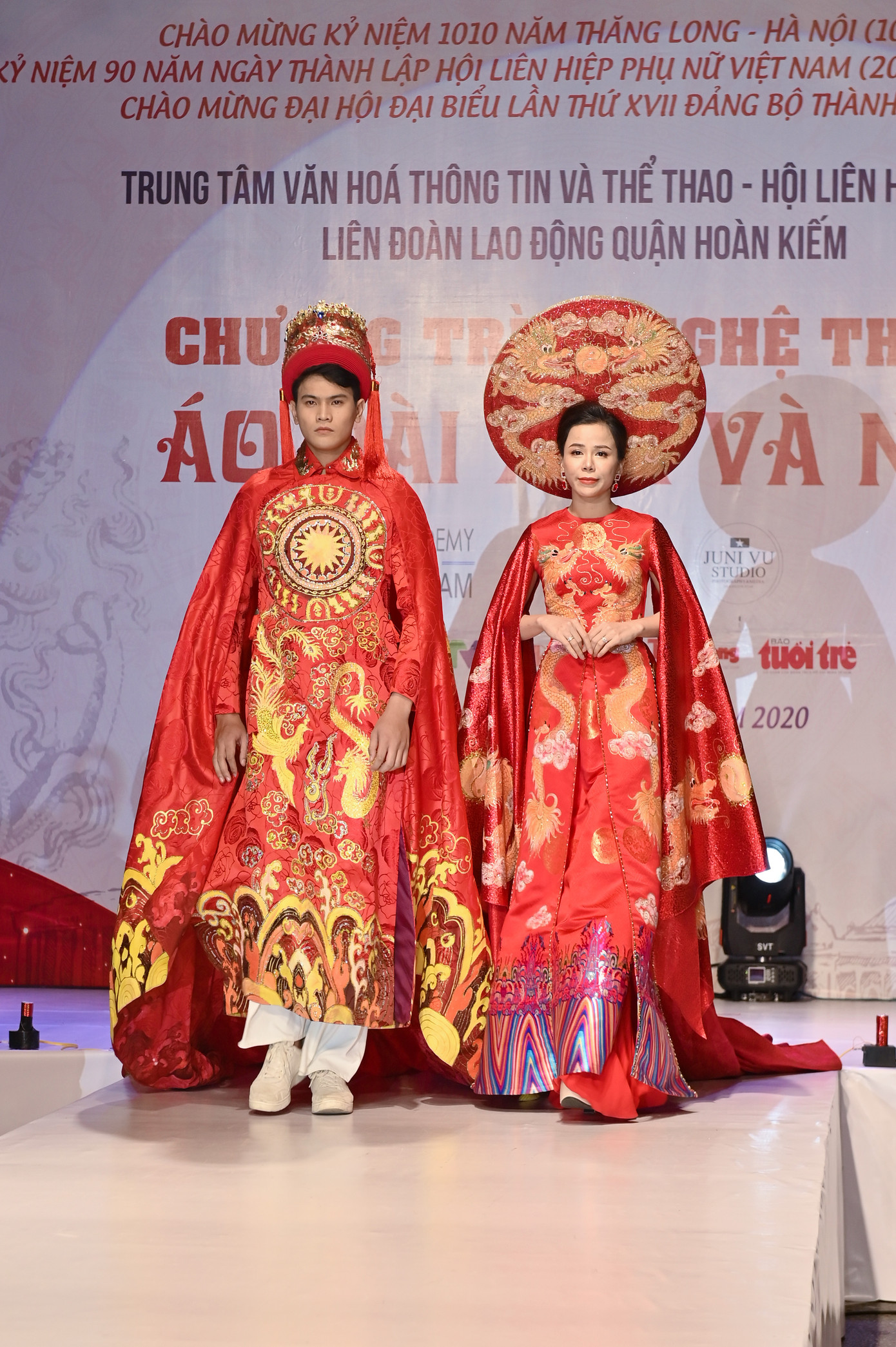  Tái hiện sự thay đổi của chiếc áo dài truyền thống Việt Nam qua từng thời kỳ ảnh 4