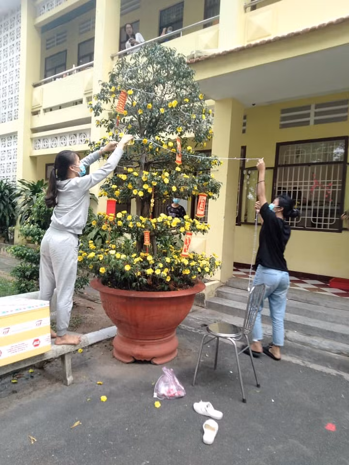 Tết trong khu cách ly của sinh viên trường ĐH Thủ Dầu Một ảnh 1