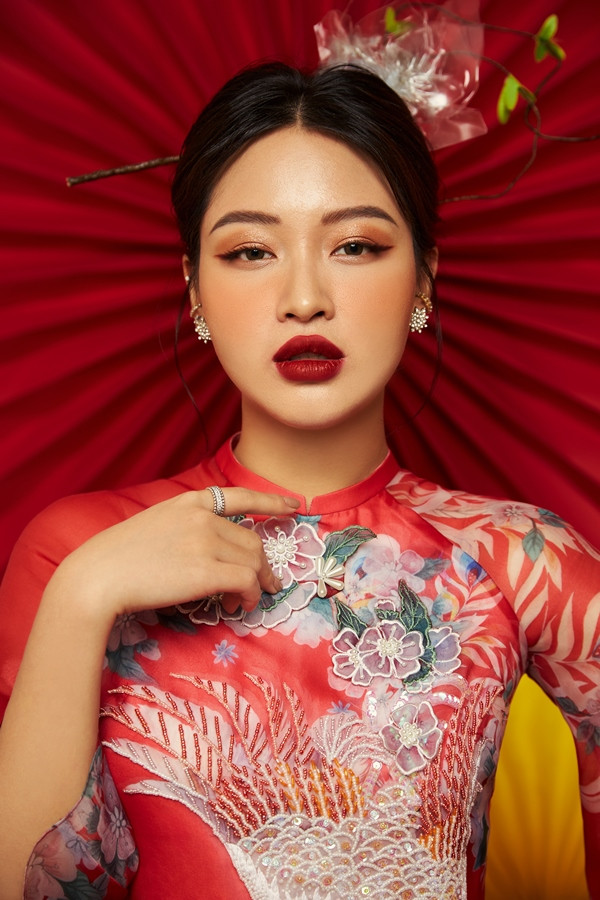 Quán quân “Giọng hát hay Hà Nội 2020” Bùi Dương Thái Hà khóc hết nước mắt trong MV “Thì thôi” ra mắt ngay Tết Tân Sửu ảnh 2