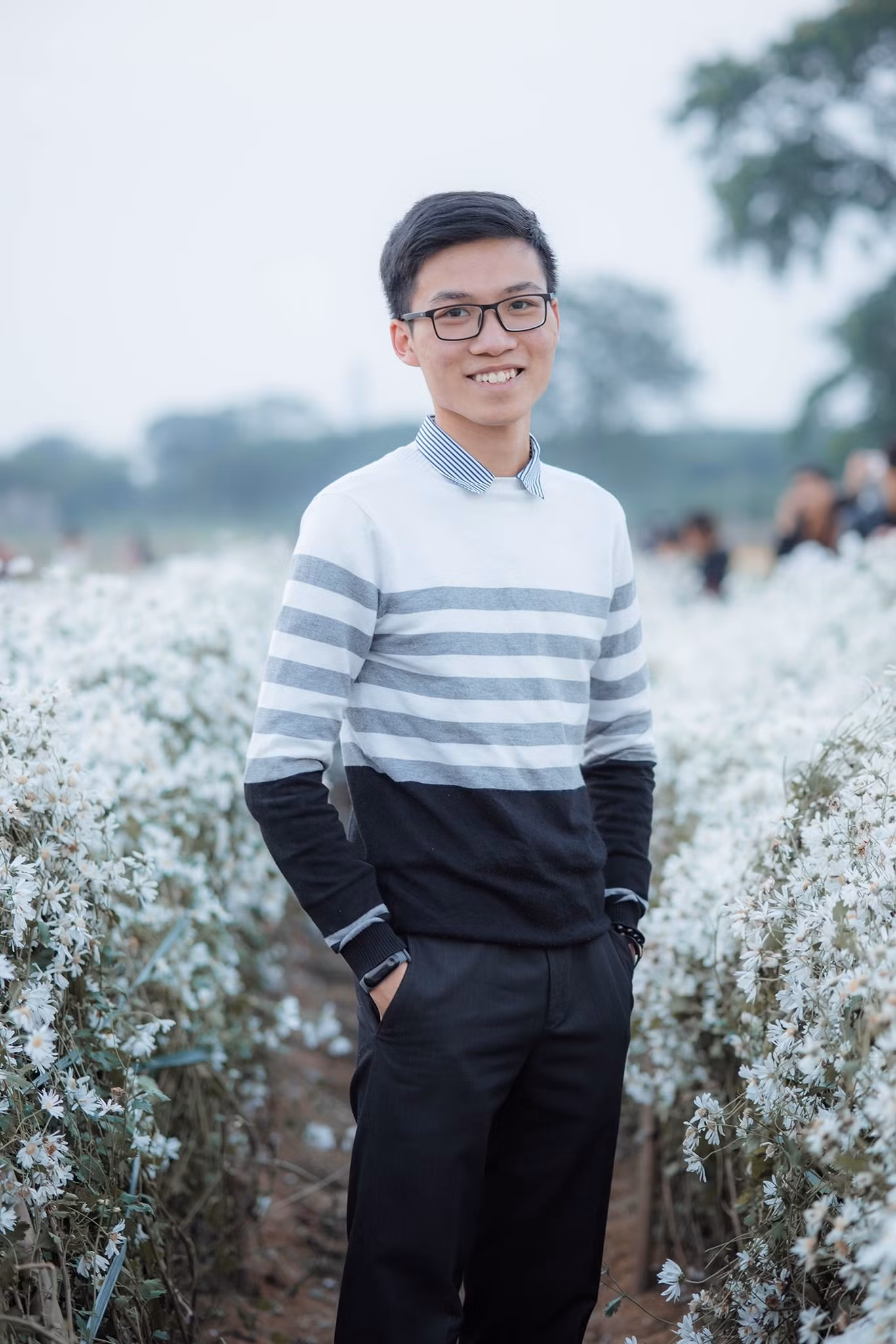 Tuổi 18 và hành trình phụng sự cộng đồng của Lê Văn Phúc ảnh 2