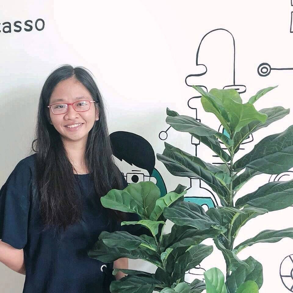 Bích Trâm và bài báo khoa học quốc tế về SARS-COV2 ảnh 1