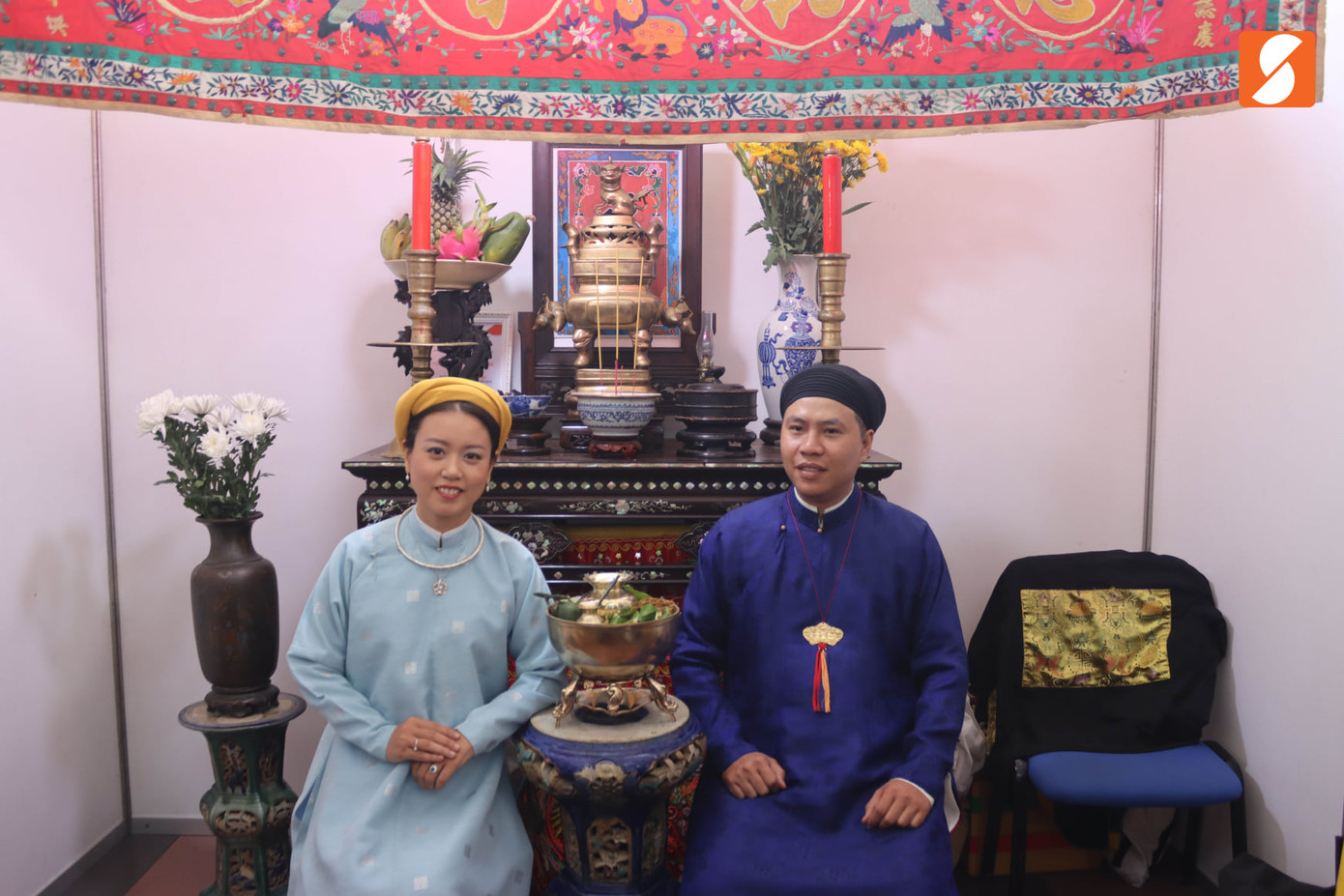 Người trẻ “ngỡ ngàng” với cổ phục Việt ảnh 10