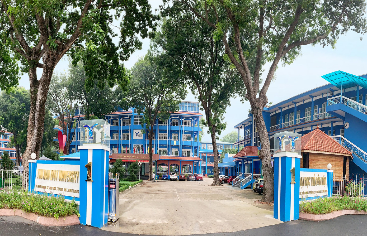 Trường ĐH Thủ Dầu Một vận động sinh viên quê vùng dịch ở lại Bình Dương đón Tết ảnh 1