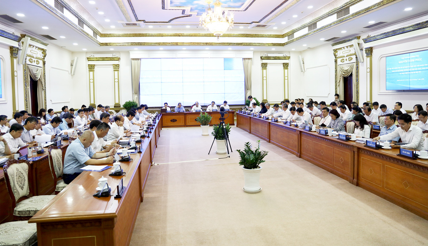 Thủ tướng Nguyễn Xuân Phúc làm việc với TPHCM gỡ vướng trong giải ngân đầu tư công ảnh 4