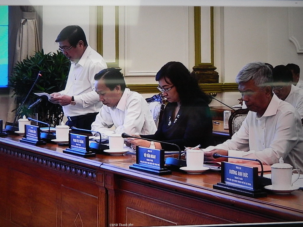 Thủ tướng Nguyễn Xuân Phúc làm việc với TPHCM gỡ vướng trong giải ngân đầu tư công ảnh 3