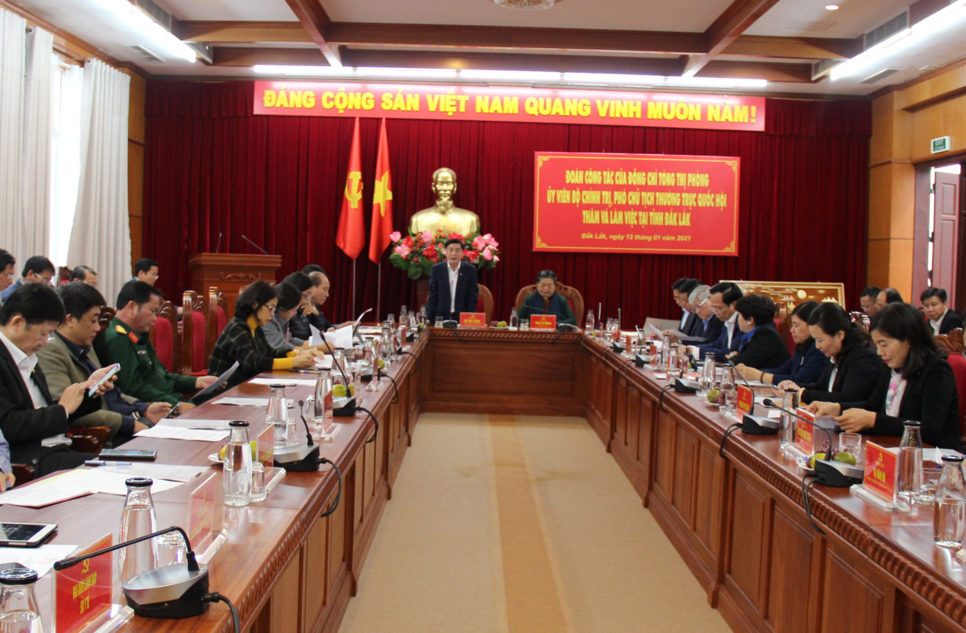 Phó Chủ tịch Quốc hội Tòng Thị Phóng làm việc với Tỉnh ủy Đắk Lắk ảnh 2