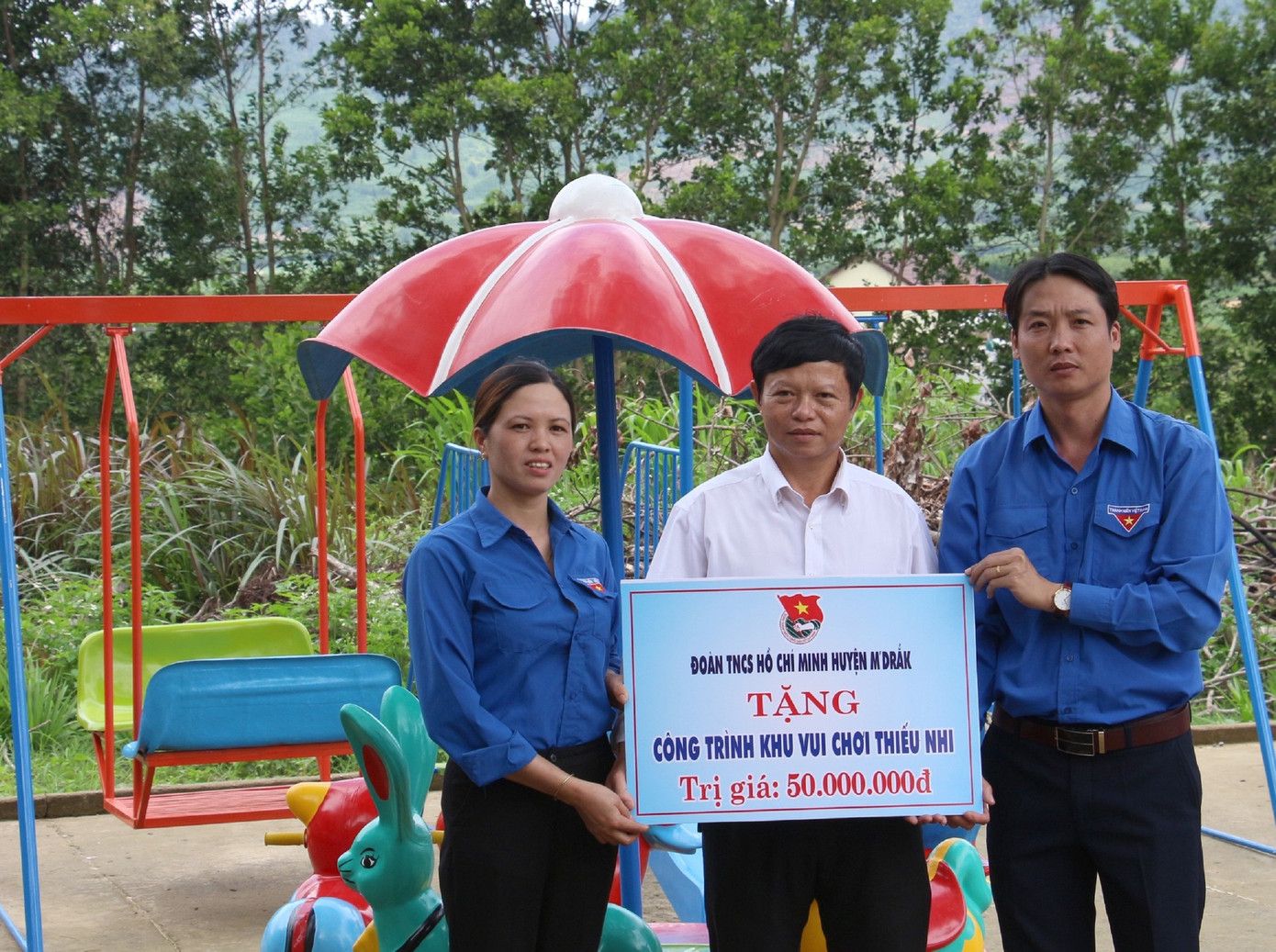 Đắk Lắk: Nhiều hoạt động ý nghĩa của tuổi trẻ giúp đỡ cộng đồng ảnh 5