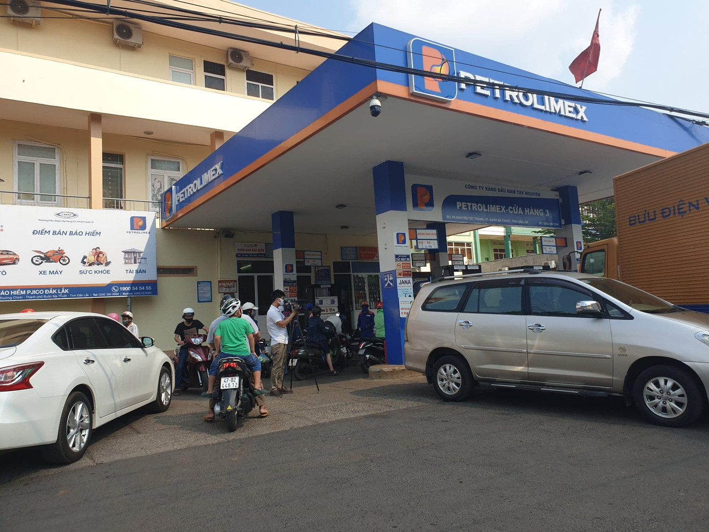 Đắk Lắk 'bác' tin đồn xăng dầu đóng cửa vài ngày tới ảnh 1