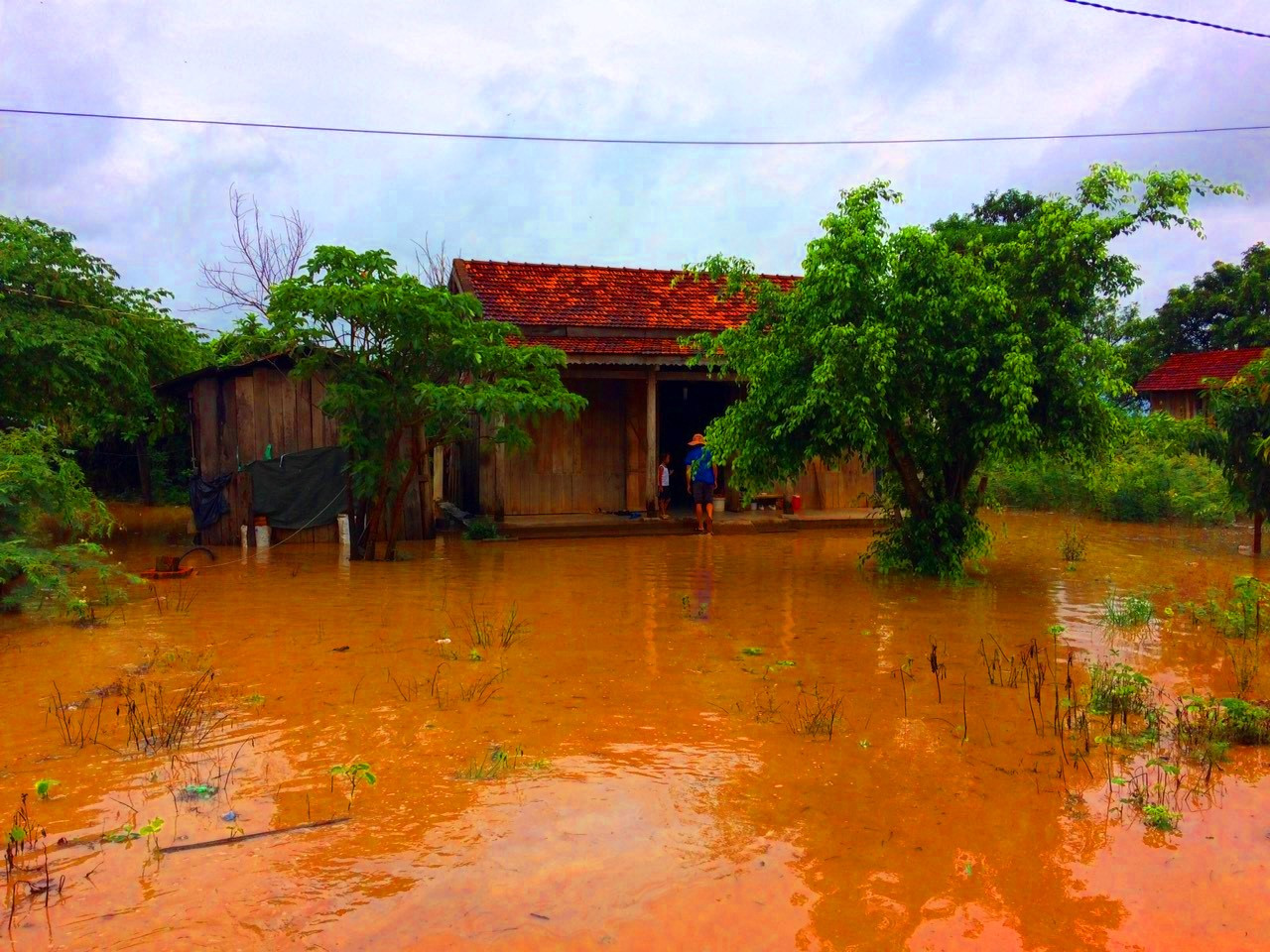 Vùng biên Đắk Lắk ngập lụt, hơn 51 tỷ đồng trôi theo nước ảnh 2