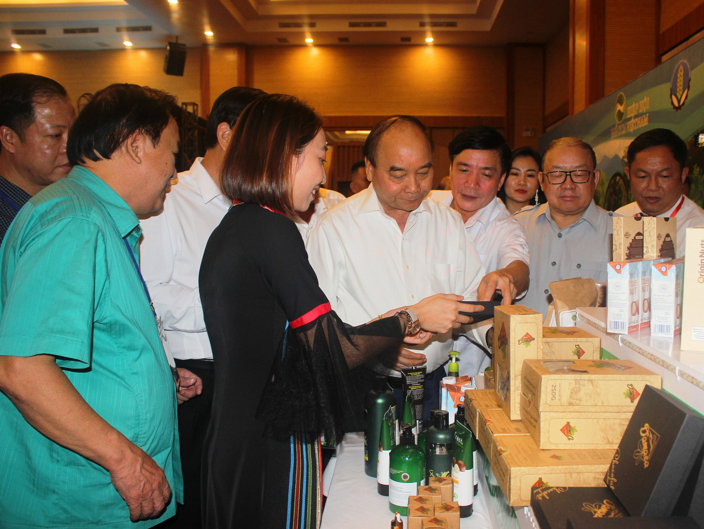 Thủ tướng: Trồng mắc ca, không để nông dân đơn độc ảnh 5