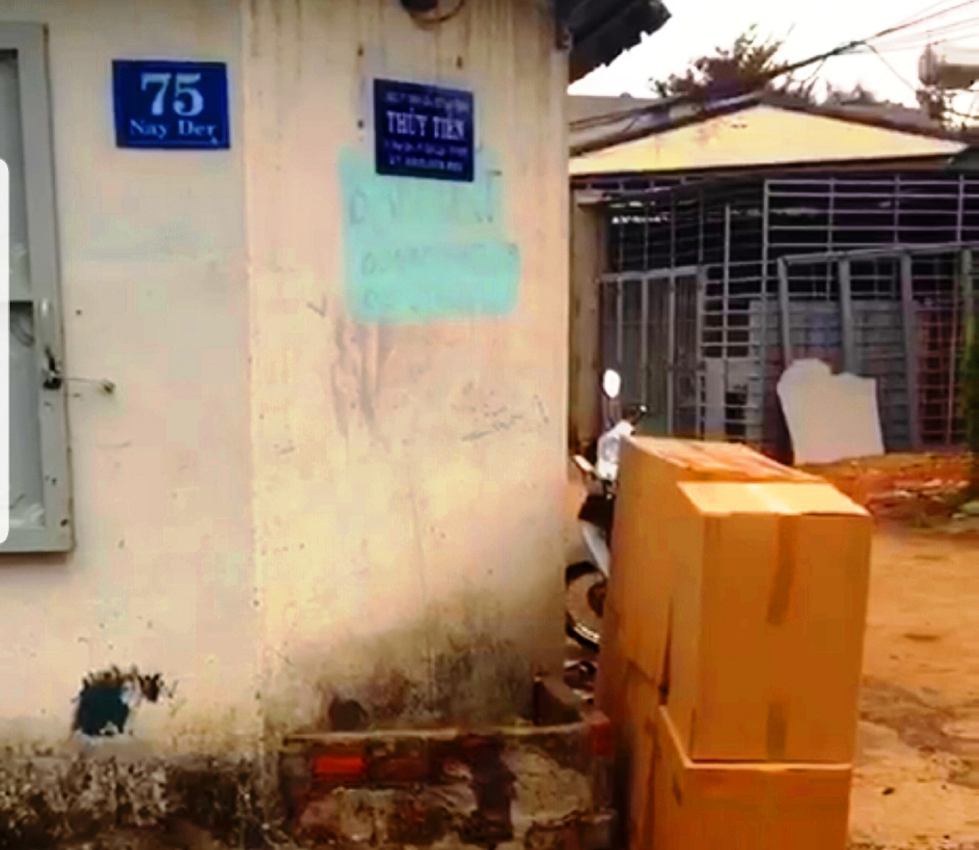 Khẩu trang không phép sản xuất công khai ở Đắk Lắk: Ai chịu trách nhiệm? ảnh 2