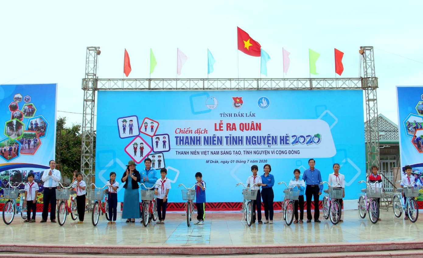 Đắk Lắk: Nhiều hoạt động ý nghĩa của tuổi trẻ giúp đỡ cộng đồng ảnh 2