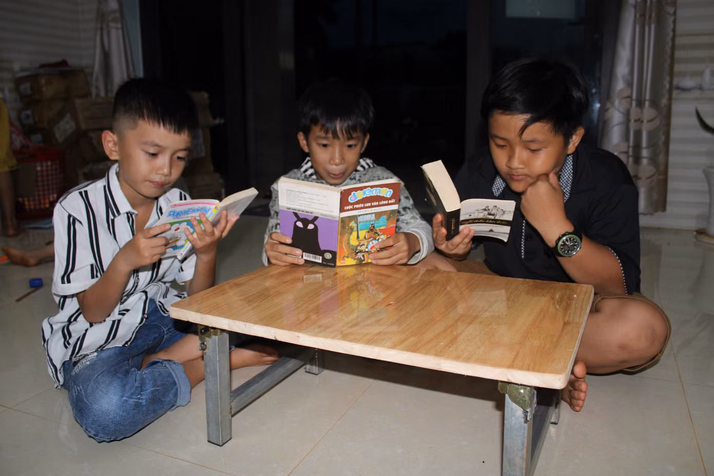 Thầy cô biến nhà riêng thành nơi dạy miễn phí cho trẻ em vùng sâu ảnh 4