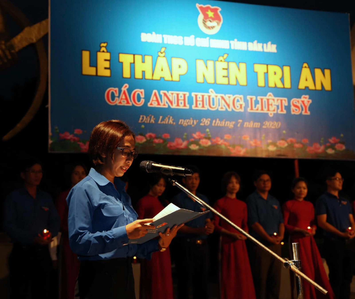 Đắk Lắk: Những ngọn nến thắp sáng 2.306 phần mộ liệt sỹ ảnh 2