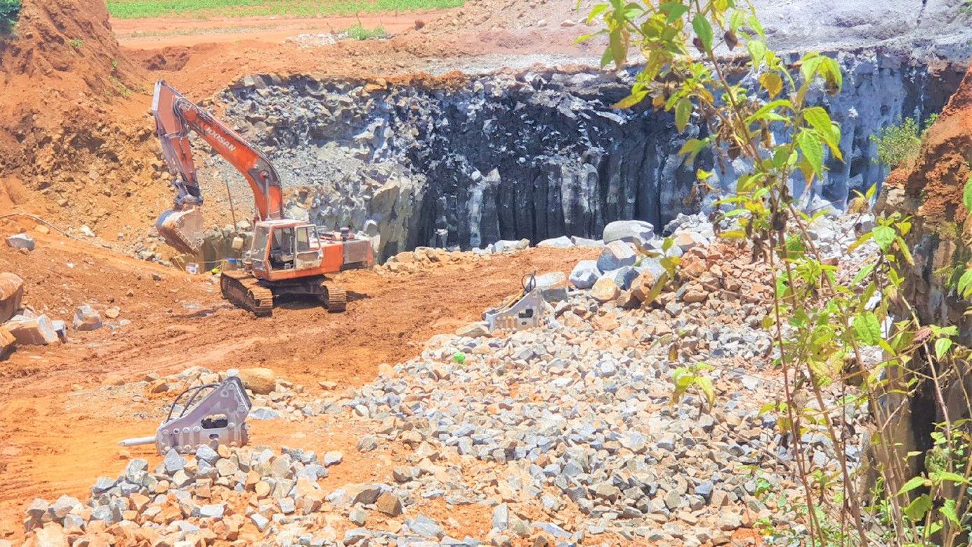 'Quên' đóng cửa mỏ, Đắk Nông phạt tiền nhiều doanh nghiệp ảnh 1